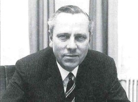Hugo Schlingemann †